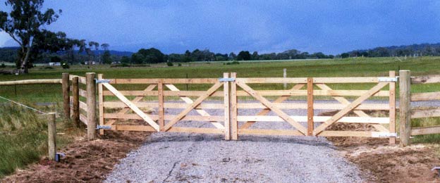 Gates & Bollards